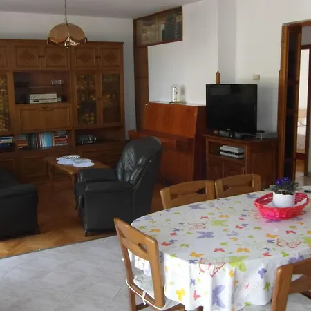 Mit Grosser Terrasse By Interhome Apartamento *
